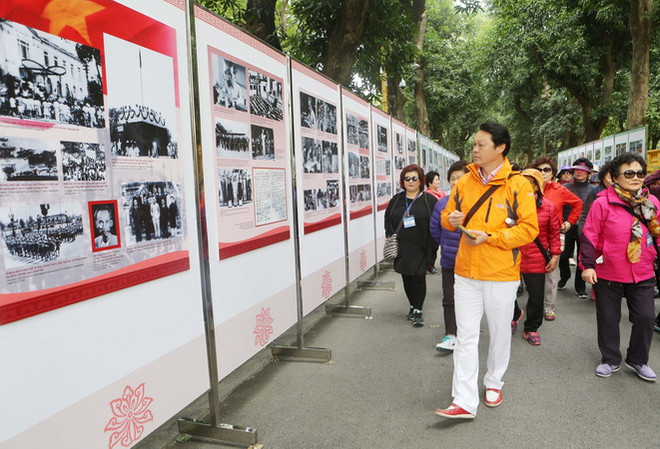 Kỷ niệm 30 năm Chủ tịch Hồ Chí Minh được UNESCO tôn vinh ảnh 1