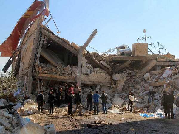 Hà Lan lần đầu tiên dùng F-16 tiến hành không kích IS ở Syria ảnh 1