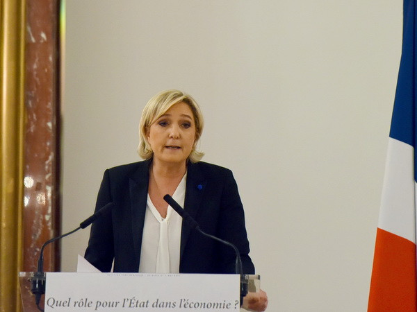 Tổng thống Hollande cảnh báo ứng cử viên Le Pen có thể chiến thắng ảnh 1