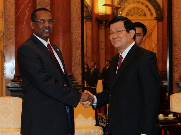 Chủ tịch nước Trương Tấn Sang tiếp Chủ tịch Quốc hội Sudan ảnh 1