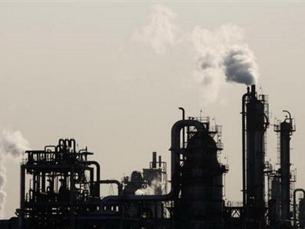 Tổng thống Mỹ đề xuất kế hoạch giảm 30% lượng khí thải ảnh 1