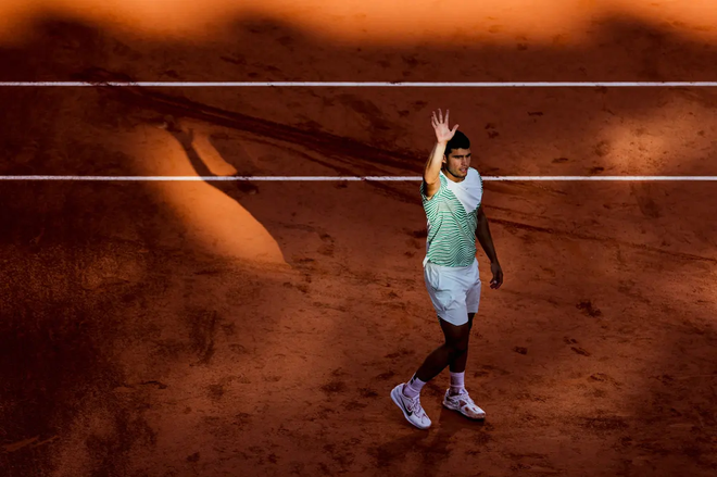 Roland Garros: Alcaraz và Djokovic tiến gần trận 'đại chiến trong mơ' ảnh 1