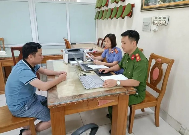 Khởi tố cán bộ ngân hàng lừa đảo chiếm đoạt 80 tỷ đồng của khách hàng ảnh 1