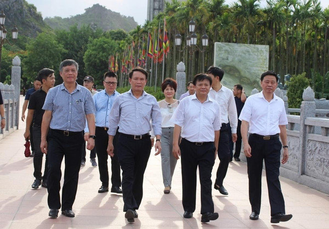 Thăm ‘đảo cây Trường Sa’ và công trình ‘vượt thời đại’ ở Hải Phòng ảnh 1