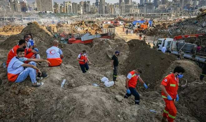 Vụ nổ ở Beirut: Tổng thống Liban cam kết điều tra đến cùng các vụ nổ ảnh 1