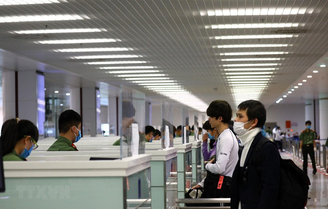 Các hãng hàng không quốc tế nối lại lịch bay tới Việt Nam ra sao? ảnh 1