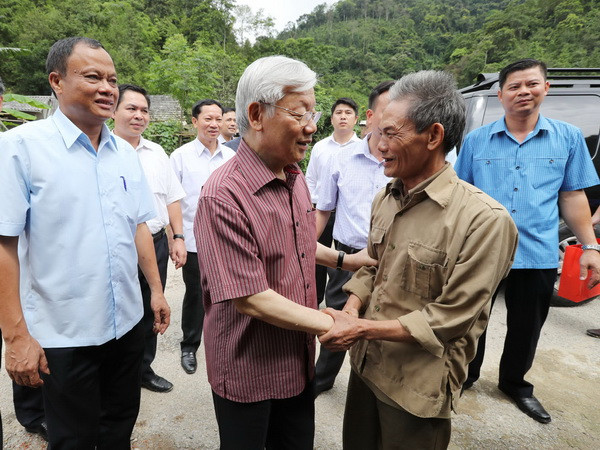 Tổng Bí thư Nguyễn Phú Trọng thăm, làm việc tại tỉnh Bắc Kạn ảnh 1