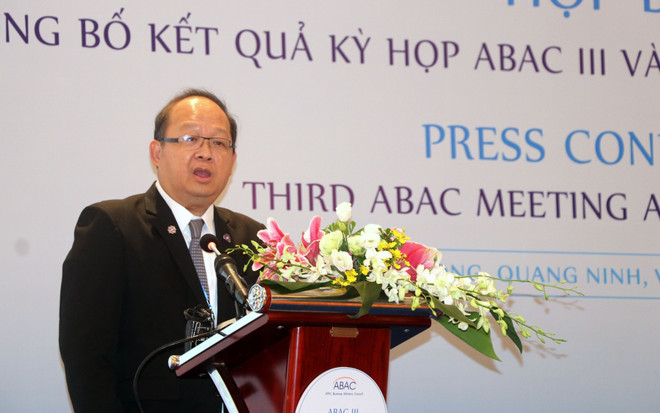 Chủ tịch ABAC 2022 Krienkrai Thiennukul công bố kết quả kỳ họp III. (Ảnh: Văn Đức/TTXVN) Công bố kết quả kỳ họp thứ III của Hội đồng Tư vấn Kinh doanh APEC ảnh 2