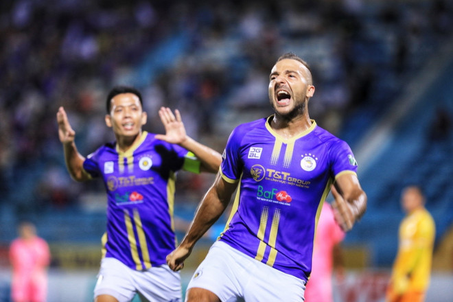 Vòng 10 V-League 2022: Nóng 'cuộc chiến' ngôi đầu trên sân Hàng Đẫy ảnh 1