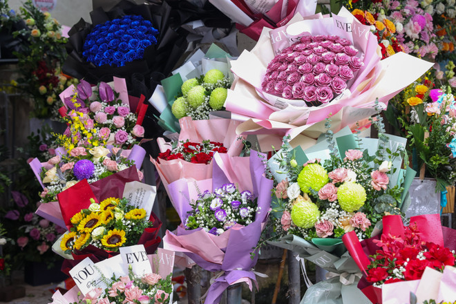 Hoa hồng giá tăng gấp hai, gấp ba lần trong ngày Phụ nữ Việt Nam 20/10 ảnh 6