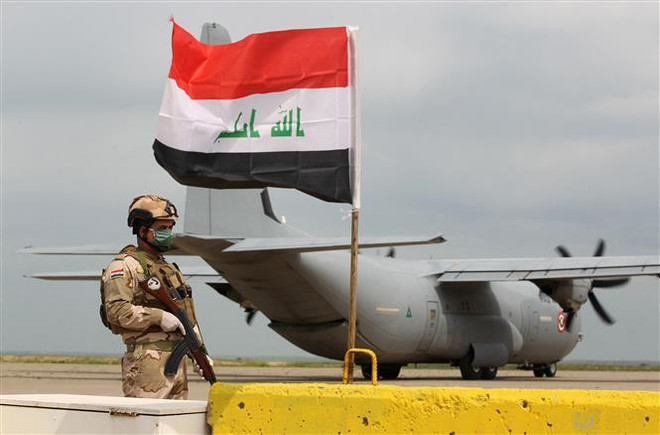 Căn cứ không quân Qayyarah ở gần thành phố miền Bắc Mosul, Iraq. (Ảnh minh họa: AFP/TTXVN) Trực thăng quân sự Iraq gặp nạn ở phía Bắc Baghdad ảnh 1