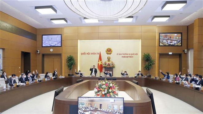 Thường vụ Quốc hội xem xét dự thảo Nghị quyết sửa đổi một số điều luật ảnh 2