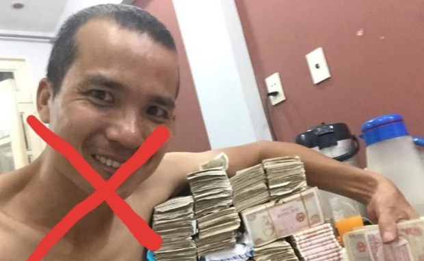 Khởi tố vụ án phát tán clip được cho là của Giám đốc CA tỉnh An Giang ảnh 1