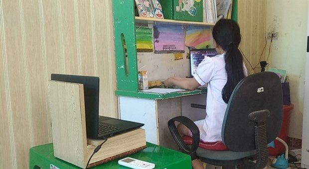 Tiếp nhận, tạo điều kiện học tập cho học sinh về cư trú tại địa phương ảnh 1