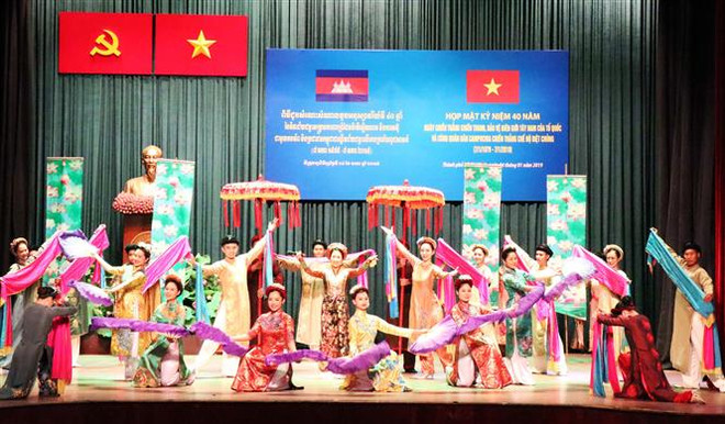 Họp mặt kỷ niệm 40 năm Ngày Chiến thắng chế độ diệt chủng Pol Pot ảnh 1