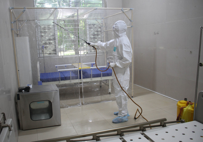 Việt Nam thêm 3 ca dương tính với SARS-CoV-2, một người là bác sỹ ảnh 1