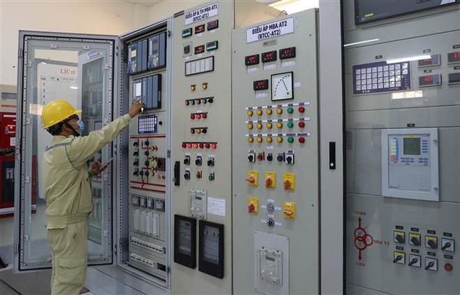 Nhiều giải pháp đảm bảo cung ứng điện cho phục hồi kinh tế ảnh 1