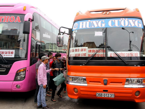 [Photo] Vận tải Hà Nội tăng cường tàu xe dịp lễ 30/4 ảnh 4