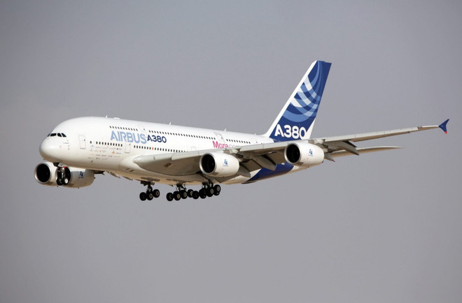 Hãng hàng không Qantas hủy đơn hàng tám máy bay A380 ảnh 1