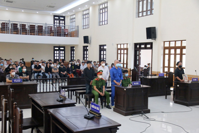 Bình Thuận: Xét xử vụ án tài xế dùng xe ôtô tông chết người ảnh 2