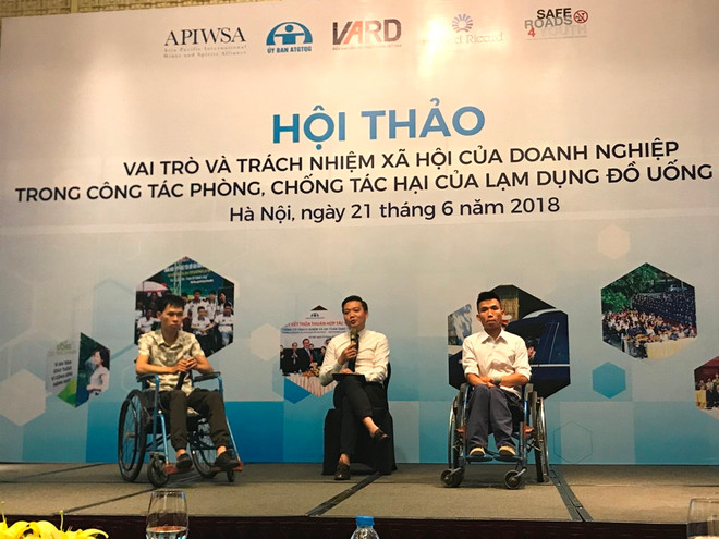 Ngành đồ uống có cồn 'than' phải đối mặt với các rủi ro chính sách ảnh 1