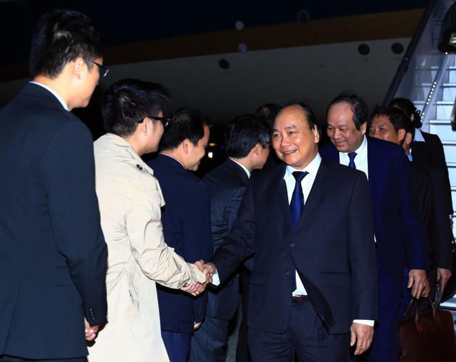 [Photo] Thủ tướng tới New York tham dự Phiên thảo luận ĐHĐ LHQ ảnh 4