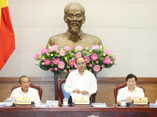Thủ tướng chủ trì họp Chính phủ chuyên đề xây dựng pháp luật ảnh 1