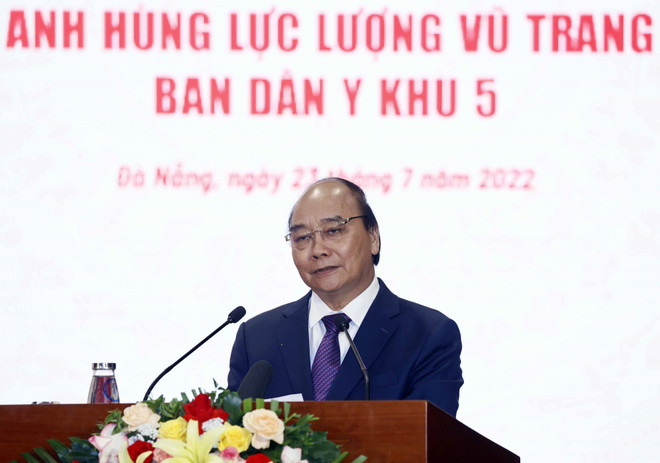 Chủ tịch nước trao danh hiệu Anh hùng LLVTND cho Ban Dân y Khu 5 ảnh 2