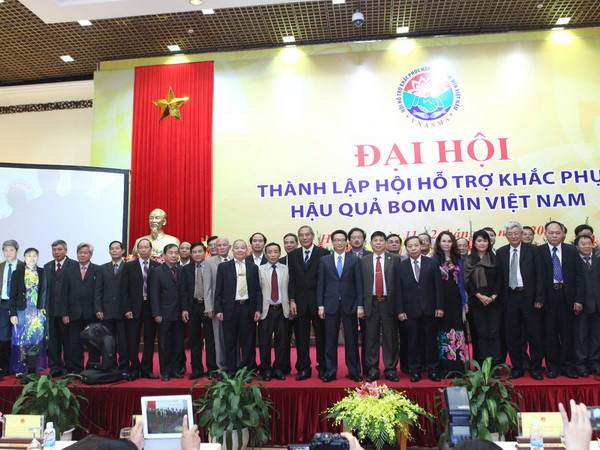 Thành lập Hội hỗ trợ khắc phục hậu quả bom mìn Việt Nam ảnh 1
