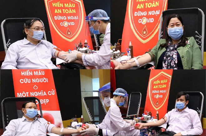 Bộ trưởng Trần Hồng Hà và cộng sự hiến máu tình nguyện trong mùa dịch ảnh 1