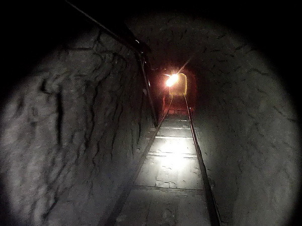 Tiếp tục phát hiện đường hầm giữa Mexico và Mỹ ảnh 1