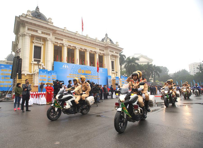 Phó Thủ tướng đưa nhiều giải pháp để giảm tai nạn giao thông năm 2018 ảnh 1