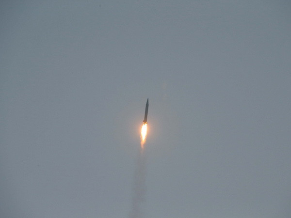 Thông tin thêm về vụ Triều Tiên phóng tên lửa ra biển Nhật Bản ảnh 1