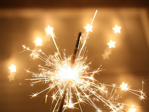 Nhiều tai nạn do đốt pháo trong đêm Giáng sinh ở Nam Mỹ ảnh 1