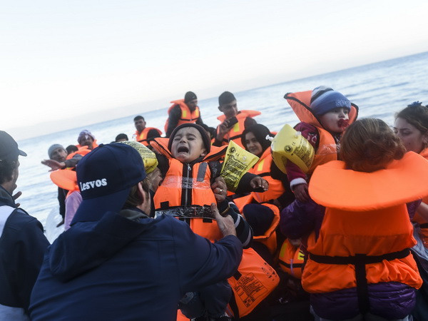 Châu Âu trải qua năm 2015 sóng gió vì khủng hoảng nhập cư ảnh 1