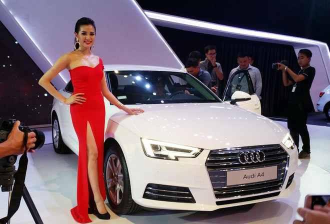 Hãng Audi ra mắt mẫu xe A4 hoàn toàn mới với giá 1,65 tỷ đồng ảnh 1