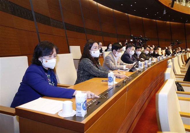 Thông qua nghị quyết tổ chức phiên tòa trực tuyến từ 1/1/2022 ảnh 1