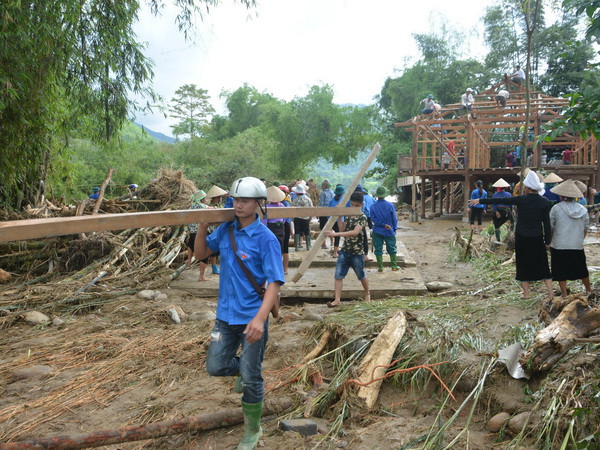 Yên Bái tích cực tìm kiếm 11 người mất tích do mưa lũ ảnh 1