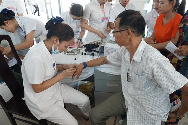 Gần 2 triệu người đái tháo đường có nguy cơ mất thị lực do biến chứng ảnh 1