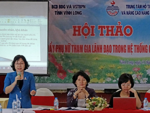 Nghị quyết 11 tạo điều kiện, cơ hội cho cán bộ nữ vươn lên ảnh 1