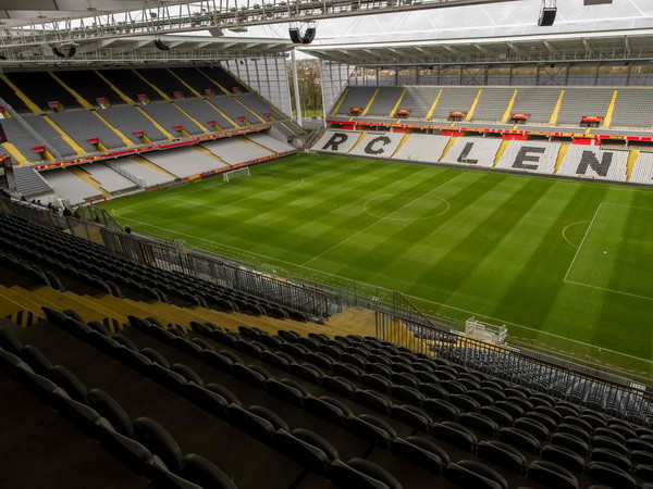 Fan có thể lâm cảnh "không chốn nương thân" trong dịp Euro ảnh 1