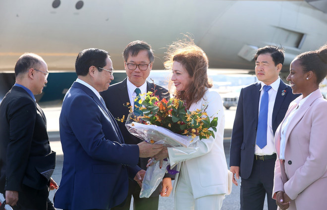 Thủ tướng tới Hoa Kỳ dự Tuần lễ Cấp cao Đại Hội đồng Liên hợp quốc ảnh 1