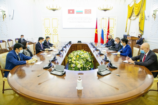 Giới thiệu Sách về 70 năm quan hệ Việt-Nga tại Saint Petersburg ảnh 1