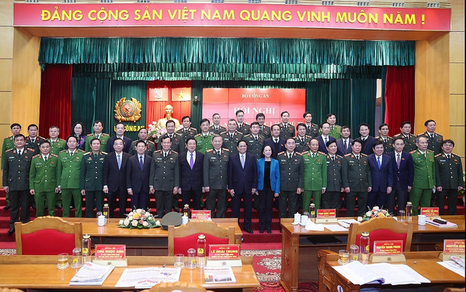 'Công an phải đặt lợi ích quốc gia-dân tộc và nhân dân lên trên hết' ảnh 2