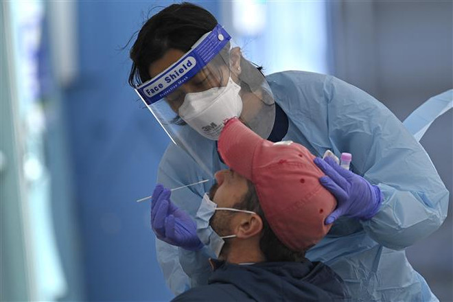 Tìm lời giải cho các câu hỏi về các biến thể phụ của virus SARS-CoV-2 ảnh 1