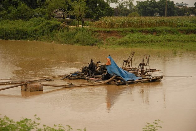 Hưng Yên ngăn chặn "cát tặc" trên sông Hồng và sông Luộc ảnh 1