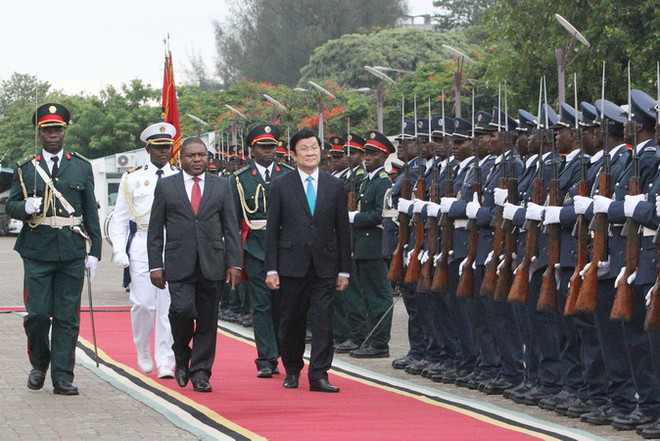 Chủ tịch nước Trương Tấn Sang bắt đầu chuyến thăm Mozambique ảnh 1