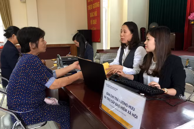 Trả lương hưu qua bưu điện: Tạo niềm vui từ những việc làm nhỏ ảnh 1