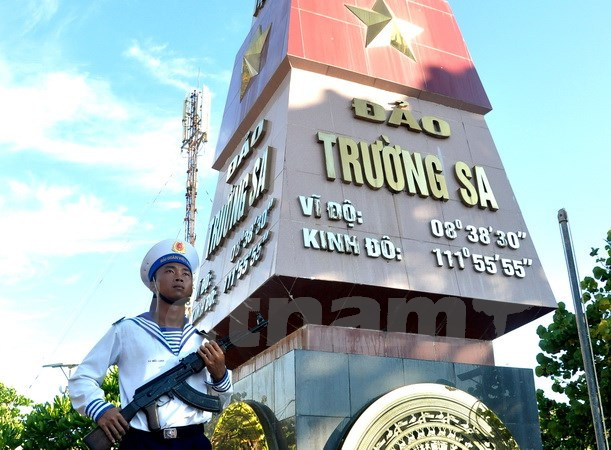 Việt Nam có đủ cơ sở pháp lý khẳng định chủ quyền với hai quần đảo Trường Sa, Hoàng Sa. (Ảnh minh họa: Vietnam+) Yêu cầu Trung Quốc hủy ngay bộ tem vi phạm chủ quyền Việt Nam ảnh 1