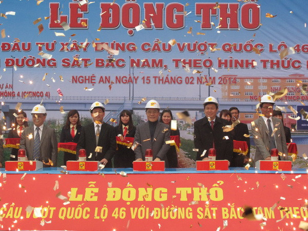 Khởi công một số công trình trọng điểm tại Nghệ An ảnh 1